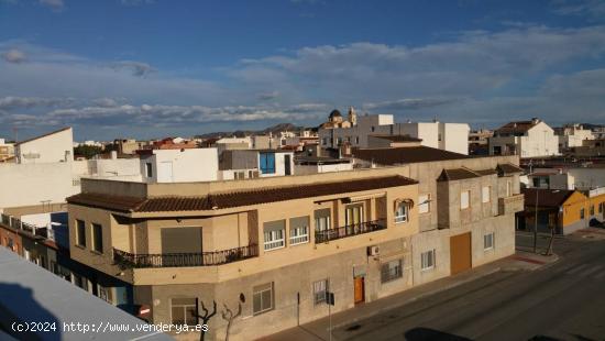 precioso bungalow a estrenar bien situado a 5 minutos del centro en buena zona de monforte - ALICANT