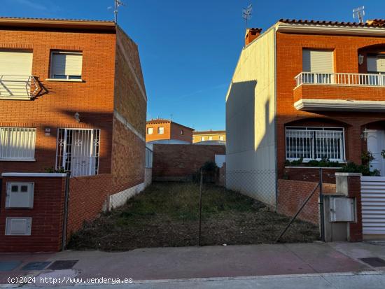 ¡Oportunidad única! 🌟 Se vende parcela de 120 m² en la exclusiva zona del Sindicat de Calafell