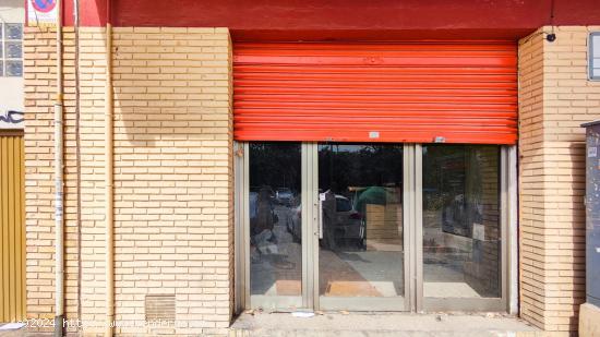 Se alquila bajo comercial de 285m2 en barrio Malilla - VALENCIA