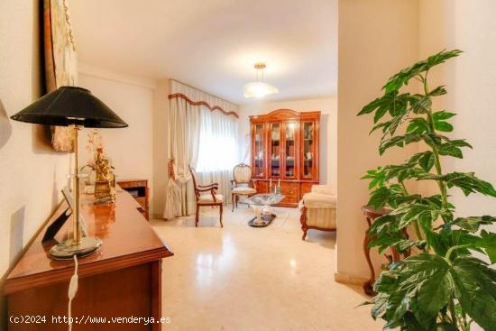 Urbis te ofrece un piso en venta en Santa Marta de Tormes, Salamanca - SALAMANCA