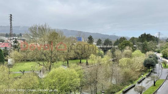 ESTUPENDO PISO DE 3 DORMITORIOS EN EL CENTRO DE PORRIÑO - PONTEVEDRA