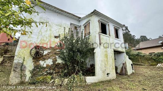 Casa con terreno en Vigo - PONTEVEDRA