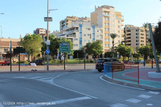 Casa independiete en la carretera de Churra - MURCIA