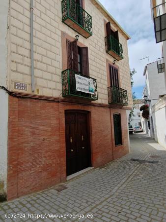  SE VENDE PRECIOSA CASA EN EL CENTRO DE PEGALAJAR - JAEN 