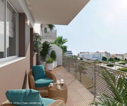  Piso con terraza 10 m2 SUR, plaza de aparcamiento y trastero - MALAGA 