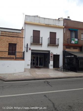 Venta de Local Comercial en San Juan de Aznalfarache - SEVILLA