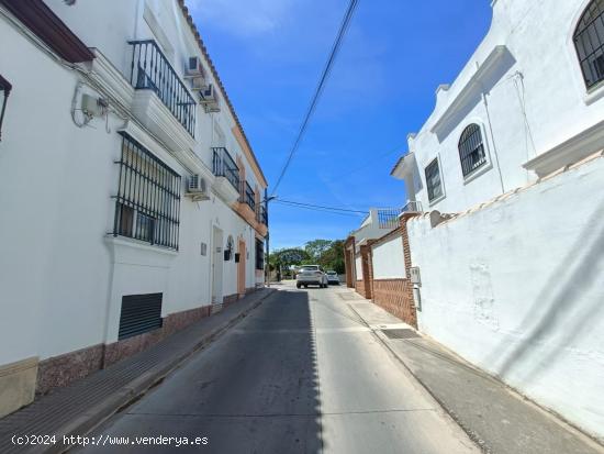 PLAZA DE PARKING EN LA SOLEDAD - CADIZ