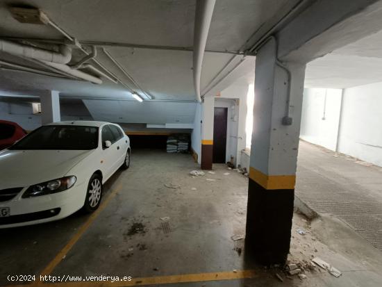 PLAZA DE PARKING EN LA SOLEDAD - CADIZ