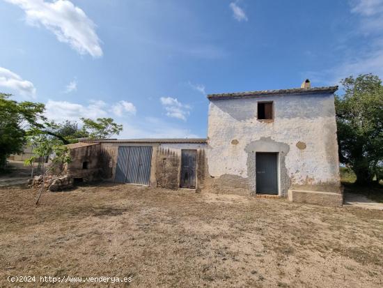 ¡Crea tu oasis de paz en L'Ampolla con esta finca rústica para reformar! - TARRAGONA