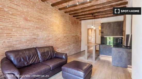 Apartamento entero de 2 dormitorios en Barcelona. - BARCELONA