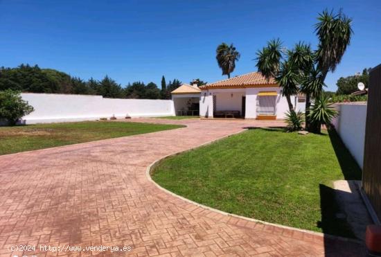 Piso en alquiler de 3 habitaciones en Chiclana de la Frontera - CADIZ