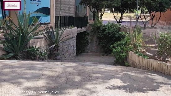 PLAZA DE GARAJE CON TRASTERO A LA VENTA EN BABEL - ALICANTE