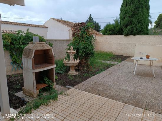 SE VENDE ESTA CASA UBICADA EN BAÑOS DE FORTUNA (MURCIA) - MURCIA