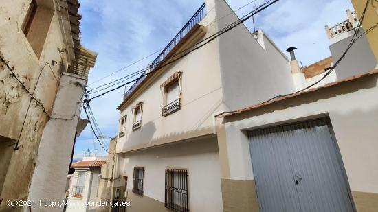 SE VENDE EFICIO EN PLIEGO - MURCIA