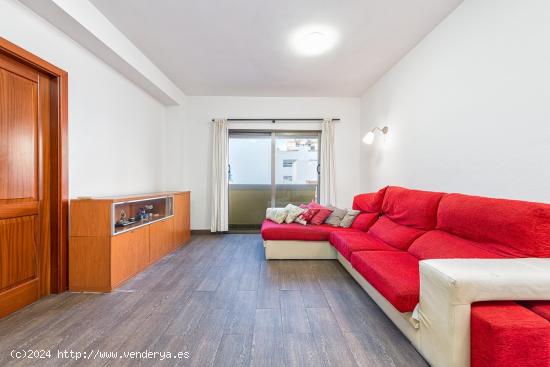 PISO EN VENTA LAS CANTERAS CON BALCON - LAS PALMAS