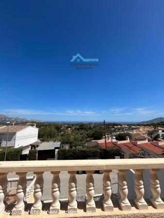 Chalet adosado a la venta en Urbanización el Tossal, La Nucia - ALICANTE