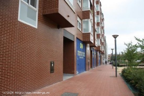 Local comercial en Venta en Vitoria SALBURUA Álava