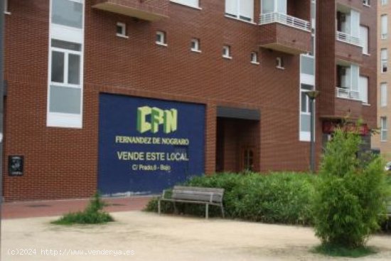 Local comercial en Venta en Vitoria SALBURUA Álava