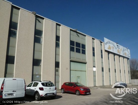 Nave Industrial en venta en Madrid de 1255 m2