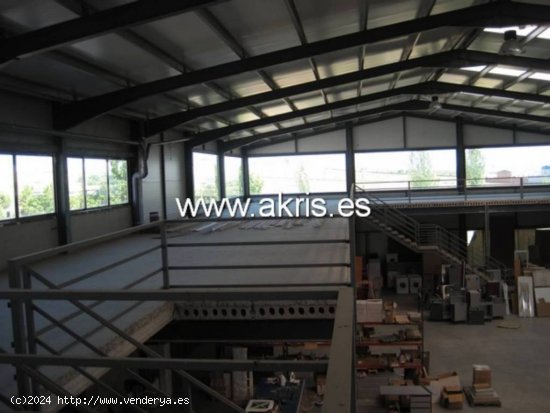 Nave Industrial en venta en Torrijos de 925 m2