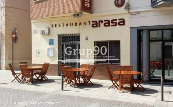 Hostal-Restaurante en la plaza del pueblo