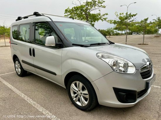 Opel Combo 1.3 CDTI EXPRESSION - 