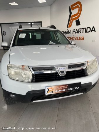 Dacia Duster 1.5 85CV de 2010 con 215.000 Km por 8.900 EUR. en Sevilla