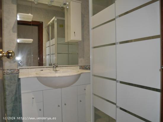 ALQUILER DE HABITACIONES EN VIVIENDA COMPARTIDA EN ELDA . - ALICANTE