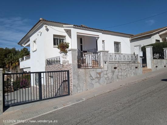  CHALET EN LA POBLA DE MONTORNES - TARRAGONA 