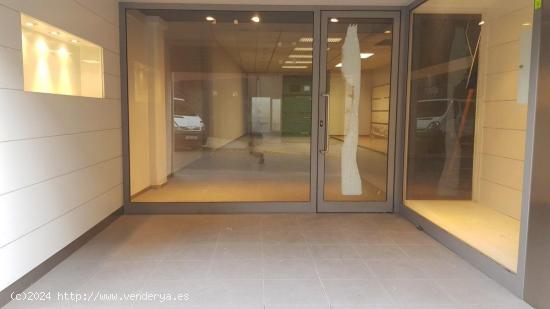 LOCAL COMERCIAL EN IGUALADA ZONA POBLE SEC - BARCELONA