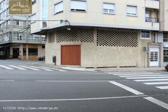 Local haciendo esquina de 100m2 en Avenida Milagrosa - A CORUÑA