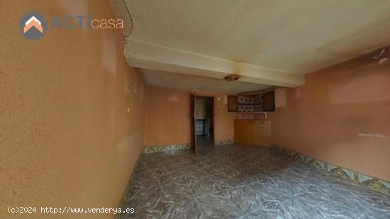 CASA DE VENTA PARA REFORMAR EN JARAIZ DE LA VERA - CACERES