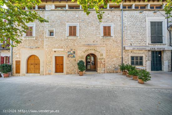  Edificio del Siglo XVII con restaurante y Hotel con licencia en Alaró - BALEARES 