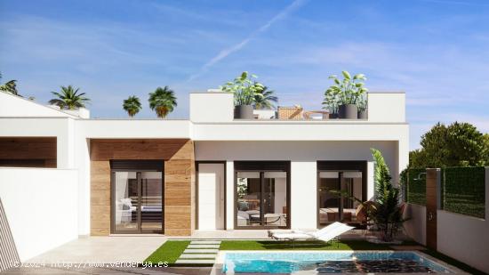 VILLAS ADOSADAS CON PISCINA PRIVADA Y CERCA DEL CAMPO DE GOLF DE RODA - MURCIA