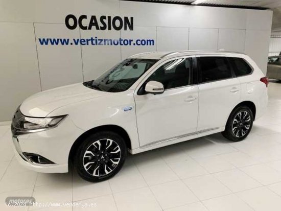 Mitsubishi Outlander PHEV Kaiteki 4WD Kaiteki de 2018 con 37.000 Km por 27.700 EUR. en Guipuzcoa