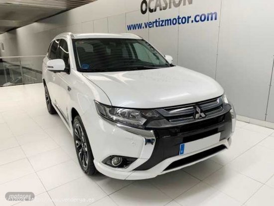 Mitsubishi Outlander PHEV Kaiteki 4WD Kaiteki de 2018 con 37.000 Km por 27.700 EUR. en Guipuzcoa