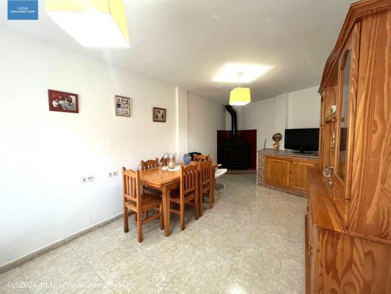 CASA ADOSADA EN VENTA EN EL REBOLLEDO - ALICANTE