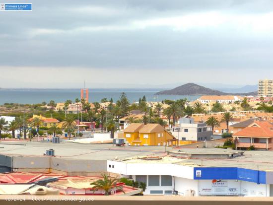 Venta de apartamento de 3 dormitorios en la entrada de La Manga - MURCIA