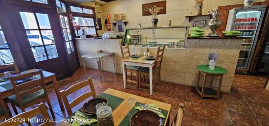 SE TRASPASA HERMOSO RESTAURANTE VEGETARIANO Y VEGANO ORIENTAL - ALICANTE