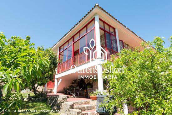 CHALET EN VENTA  EN OURENSE - ORENSE