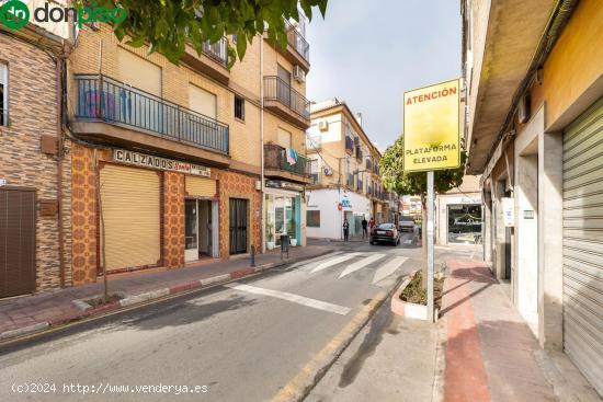 LOCAL COMERCIAL EN CALLE GRANADA - GRANADA