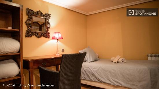 Apartamento de 2 dormitorios en alquiler en Goya - MADRID