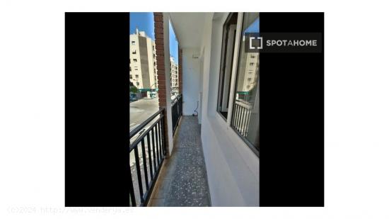 Piso de 3 dormitorios en Benimaclet - VALENCIA