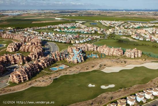 Apartamentos amueblados e equipados, mirando al golf. - MURCIA