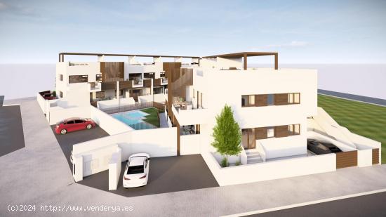  SE VENDE LUJOSO BUNGALOWS EN PILAR DE LA HORADADA - ALICANTE 