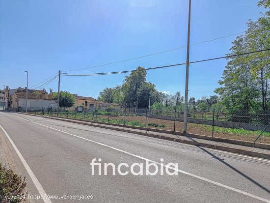 Suelo urbano en venta  en Vilobi d Onyar - Girona