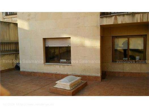 Salamanca ( Centro - Calle Zamora); 2d, 1wc. terraza 120 m2 SS.CC 900€ - Salamanca