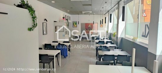 TRASPASO Restaurante en el centro de Tarragona  - Plaza centrica de las fiestas - PLAZA VERDAGUER - 