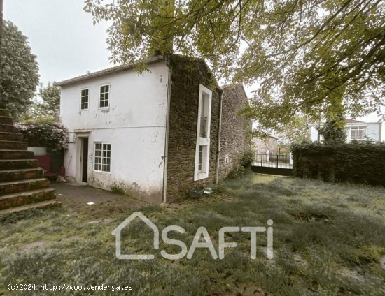 ENCANTADORA CASA RÚSTICA REFORMADA EN LALÍN