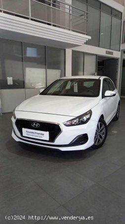 Hyundai i30 Diesel ( i30 1.6CRDi Klass 95 )  - Huercal de Almería